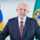 A pesquisa Datafolha aponta que a aprovação de Lula segue estável em 32%, enquanto a reprovação é de 37%. A avaliação de seu governo permanece com margens pequenas de variação