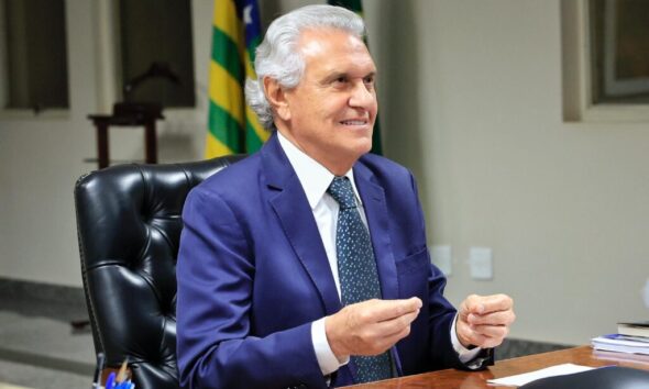 Goiás oficializa sua saída do Regime de Recuperação Fiscal e adere ao Propag, com previsão de R$ 26 bilhões em ganhos fiscais nos próximos 30 anos, consolidando a saúde fiscal do estado.