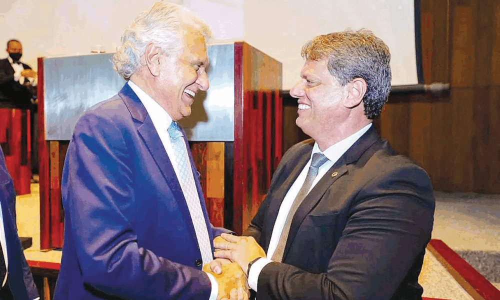 A PEC da Segurança Pública segue sendo debatida no Congresso com a presença de governadores e a expectativa de um parecer final nesta quinta-feira. Discussões visam combater o crime organizado.